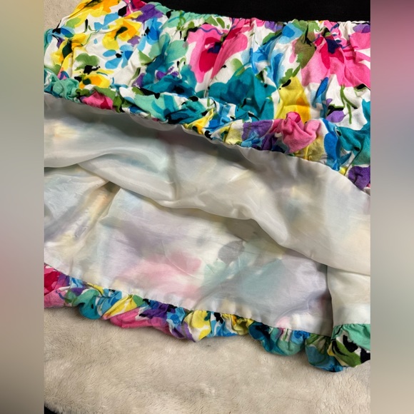 Flowy flower skirt - Picture 3 of 5